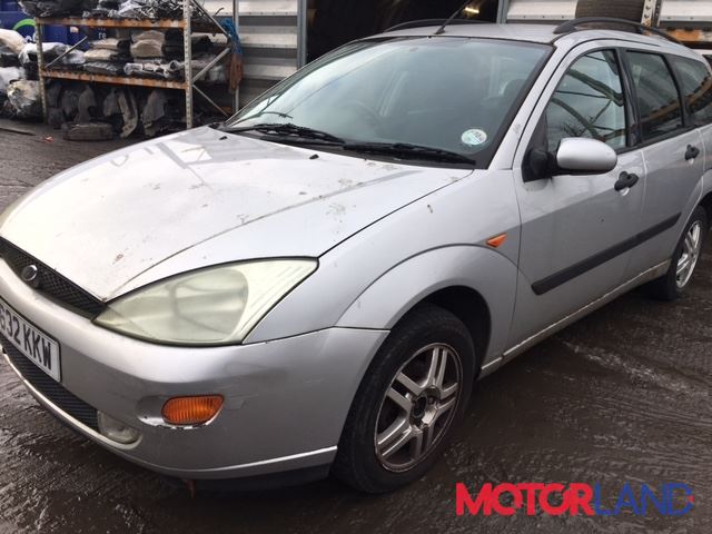 Форд фокус 1 2004 1.6. Ford Focus 1 1998-2004. Ford Focus 1 2004 1.6 забрало. Форд фокус 1 2004. Форд фокус 1 LX 2004.