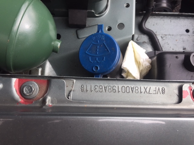 7414G7 Заглушка (решетка) бампера Citroen Xantia 1993-1998 1997
