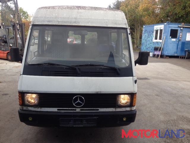 Мерседес 100. Мерседес МВ 100 1996. Микроавтобус Мерседес мв100. Mercedes mb100 бортовой. Мерседес Бенц МБ 100 чёрный.