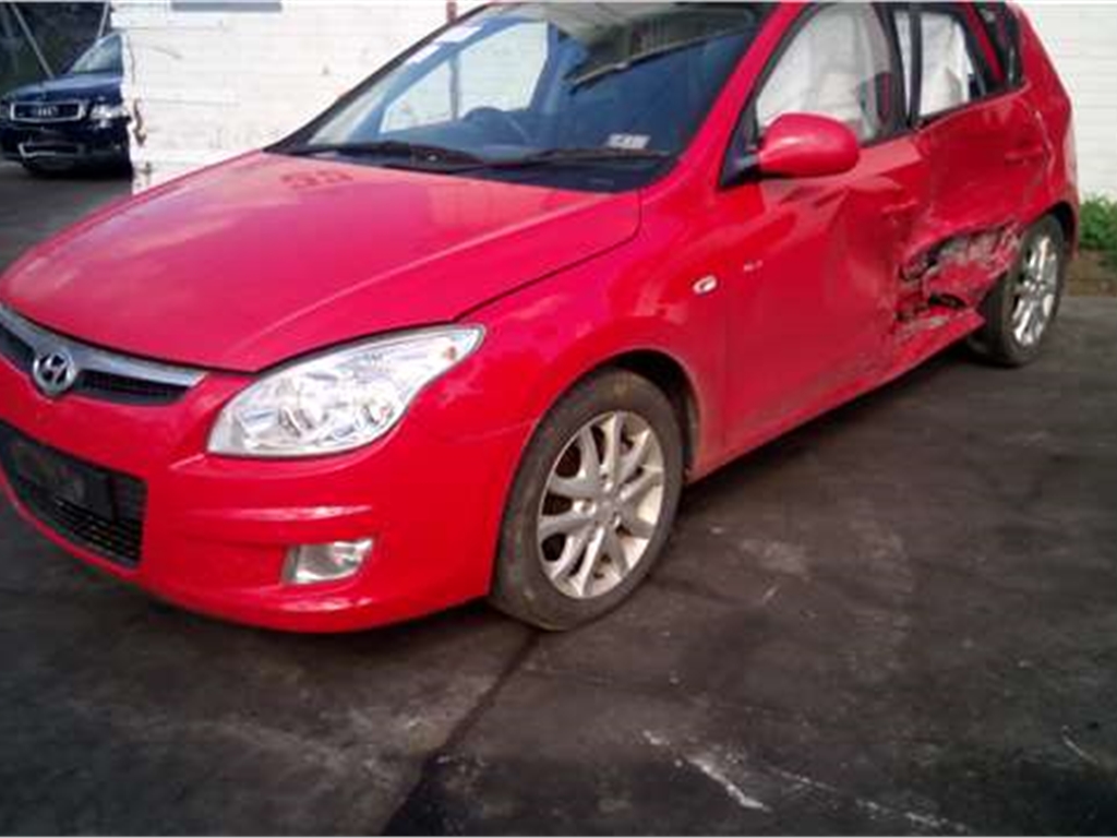 284102A120 Клапан рециркуляции газов (EGR) Hyundai i30 2007-2012 2008 28410-2A120