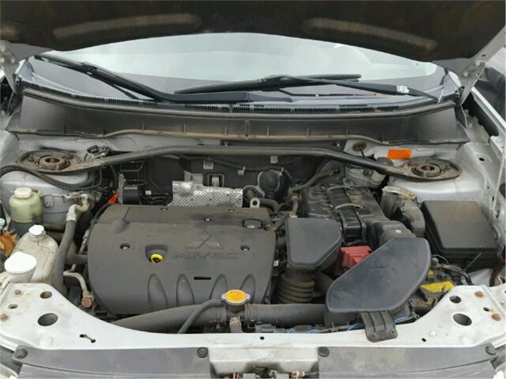 8100A114 Щиток приборов (приборная панель) Mitsubishi Outlander XL 2006-2012 2007