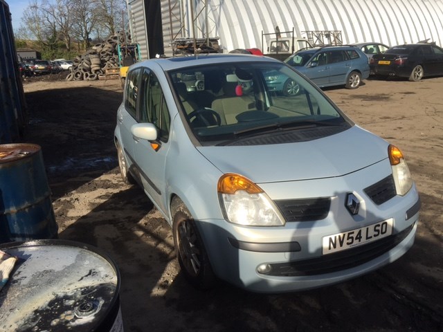 8200376474 Блок управления двигателем Renault Modus 2004