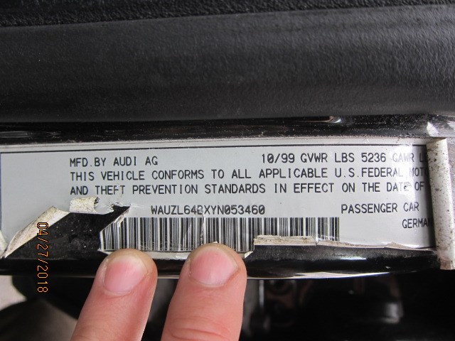 4B0807272 Кронштейн бампера правая Audi A6 (C5) 1997-2004 1999