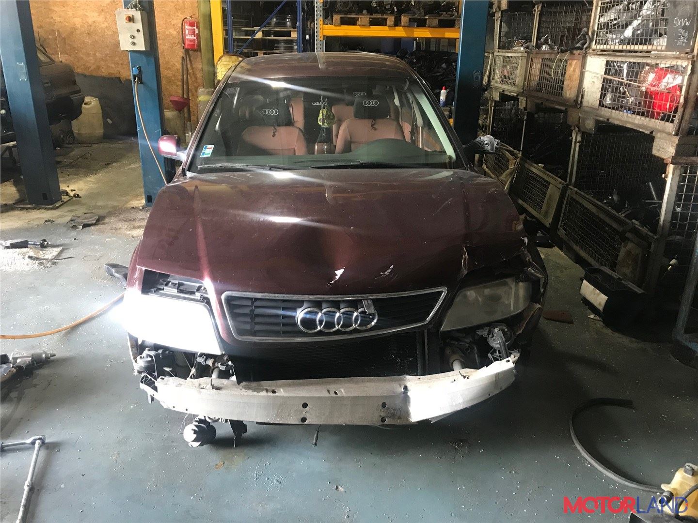 Недавно поступивший автомобиль Audi A6 (C5) 1997-2004 - разборочный номер  67494