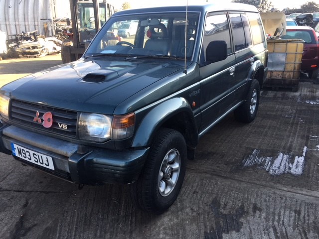 mr129600 Блок АБС, насос (ABS, ESP, ASR) Mitsubishi Pajero 1990-2000 1994