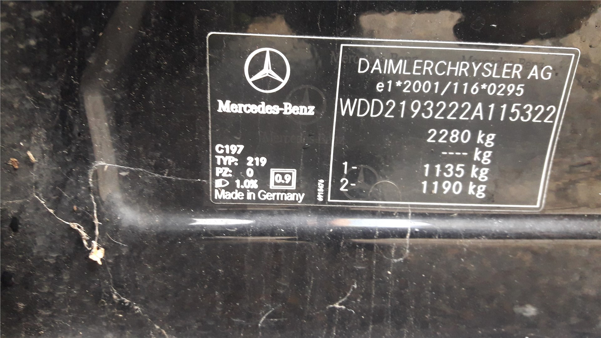 A2118800128 Петля капота Mercedes CLS C219 2004-2010 2007