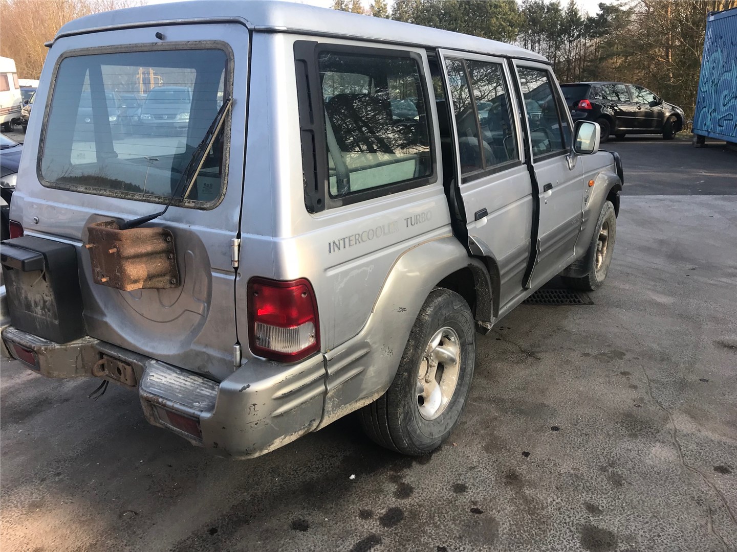 Кронштейн радиатора Hyundai Galloper 1999