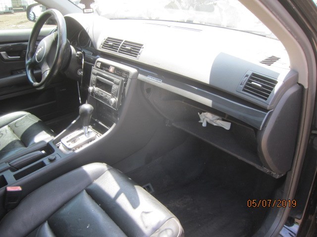 8E0035593A Блок управления радиоприемником Audi A4 (B6) 2000-2004 2004