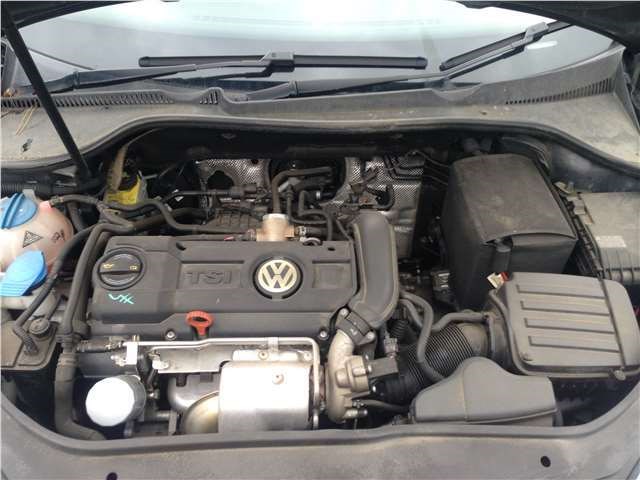 1K0121284F Пластик радиатора Volkswagen Golf 5 2003-2009 2005
