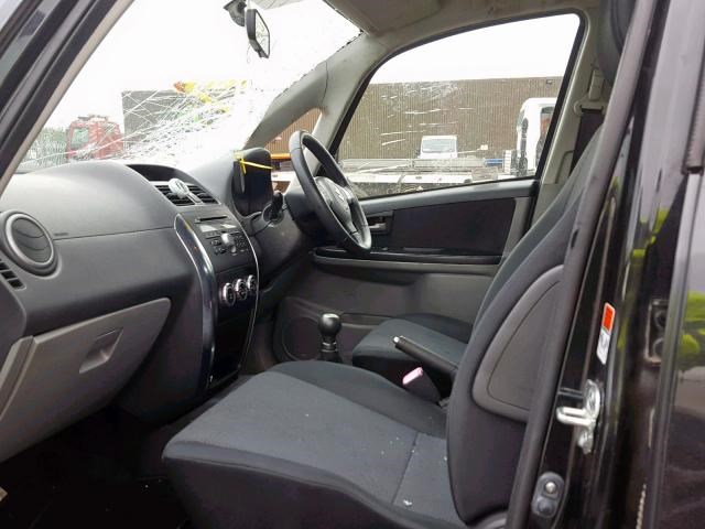 Молдинг двери перед. правая Suzuki SX4 2006-2014 2007