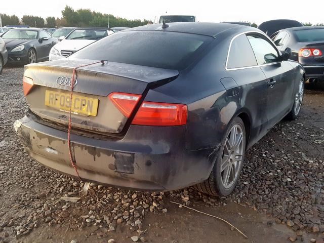 8T0837020A Ручка двери салона Audi A5 2007-2011 2010