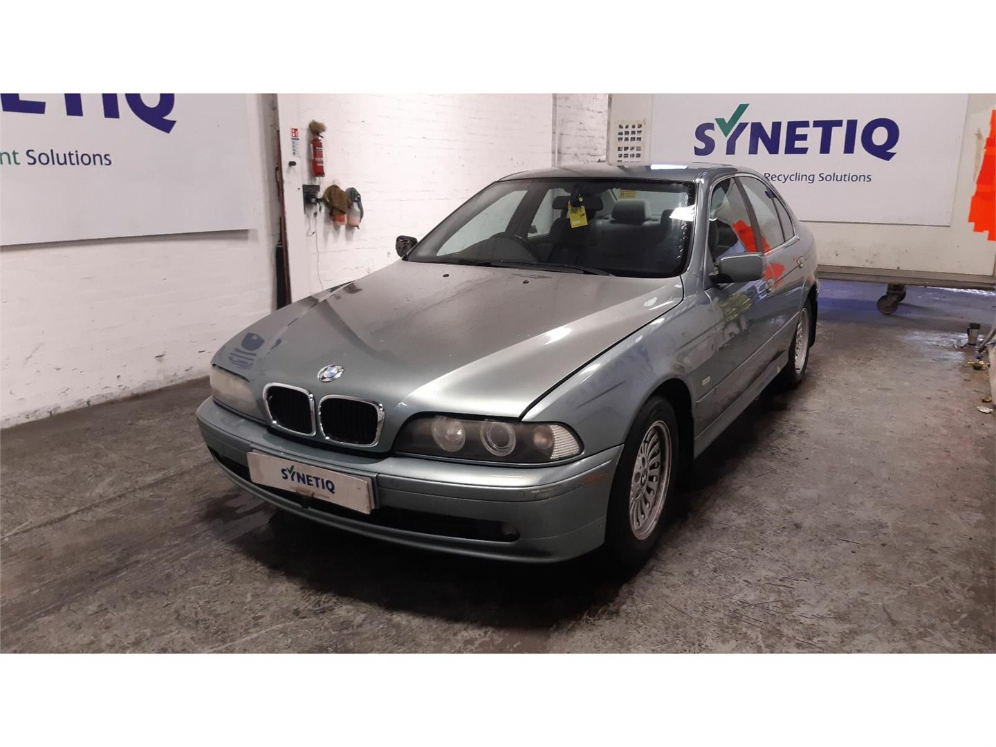 51128248031 Кронштейн бампера BMW 5 E39 1995-2003 2001