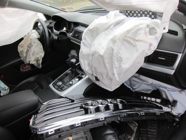 4G1955463 Горловина заливная бачка омывателя Audi A7 2010-2014 2012