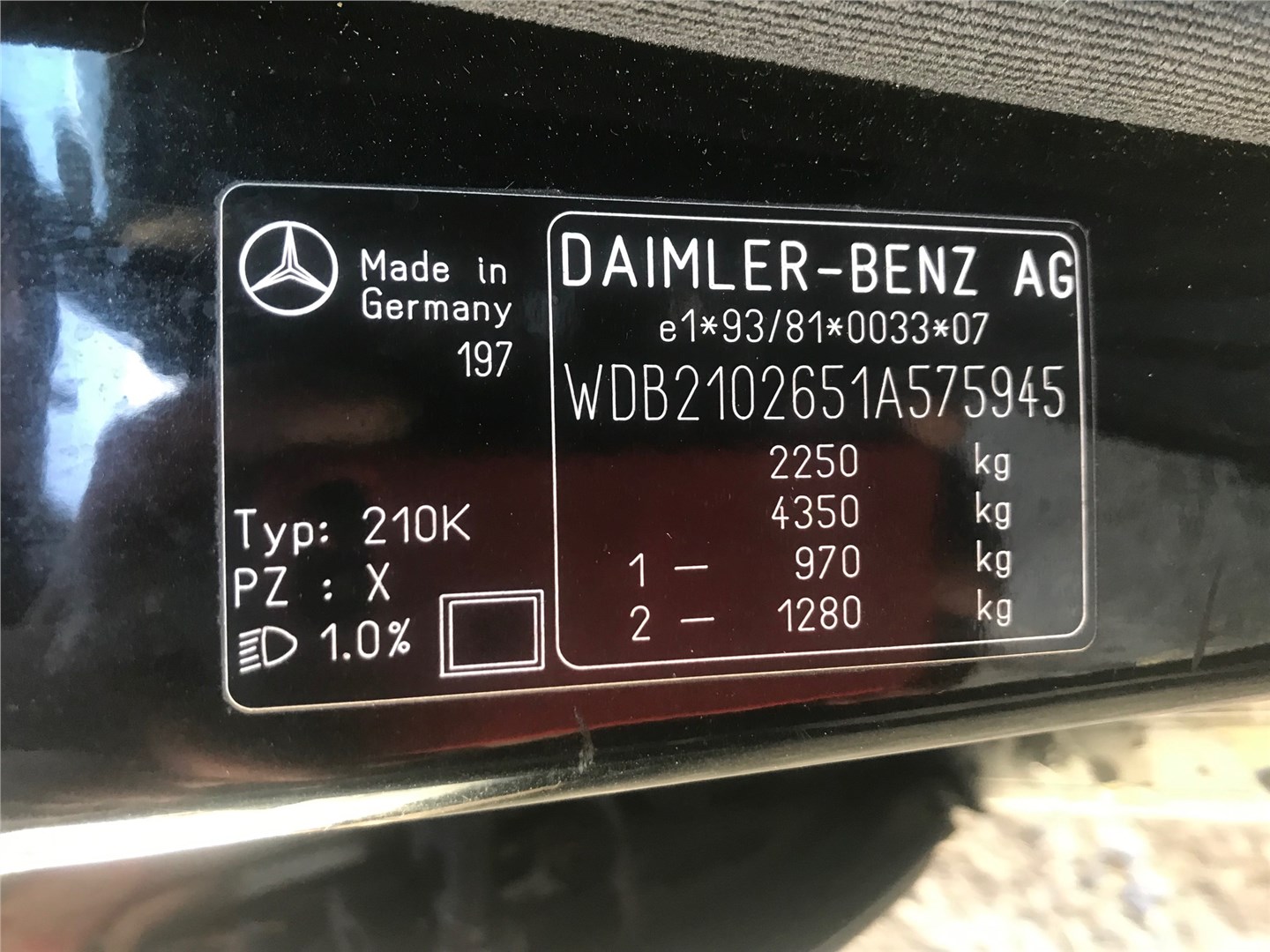 A2108691220 Бачок омывателя Mercedes-Benz E-Class W210 1995-2002 1997