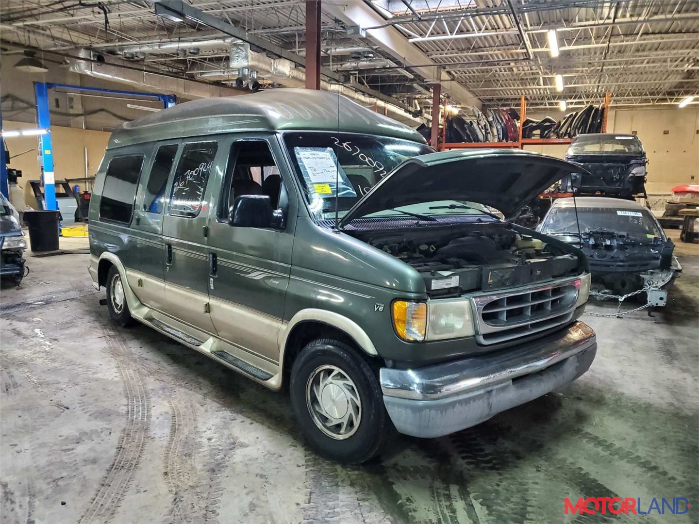 Недавно поступивший автомобиль Ford Econoline - разборочный номер p450