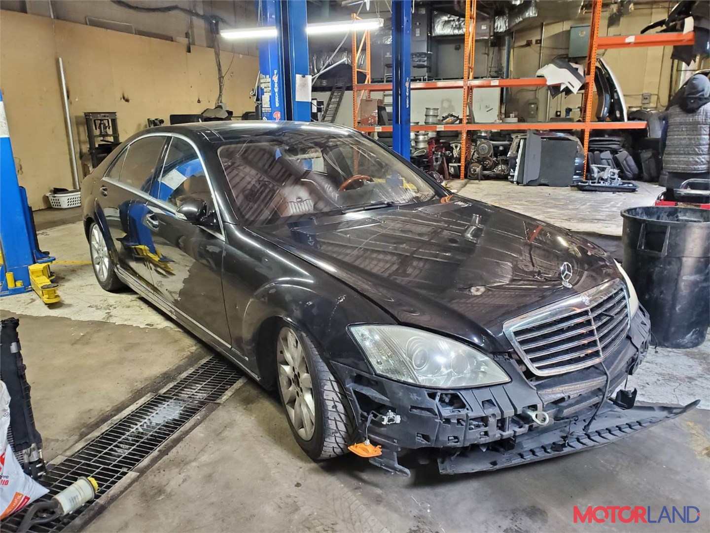 Недавно поступивший автомобиль Mercedes S W221 2005-2013 - разборочный  номер p456