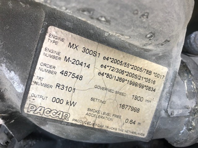 1322412 Кнопка аварийки DAF CF 85 2002- 2008
