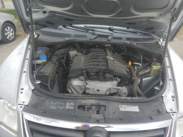7L0121253A Радиатор охлаждения двигателя Volkswagen Touareg 2007-2010 2010