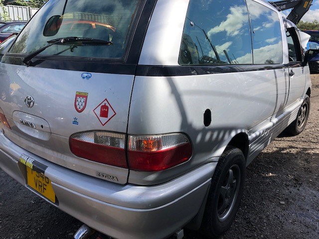 7730595D01 Лючок бензобака Toyota Previa (Estima) 1990-2000 1996