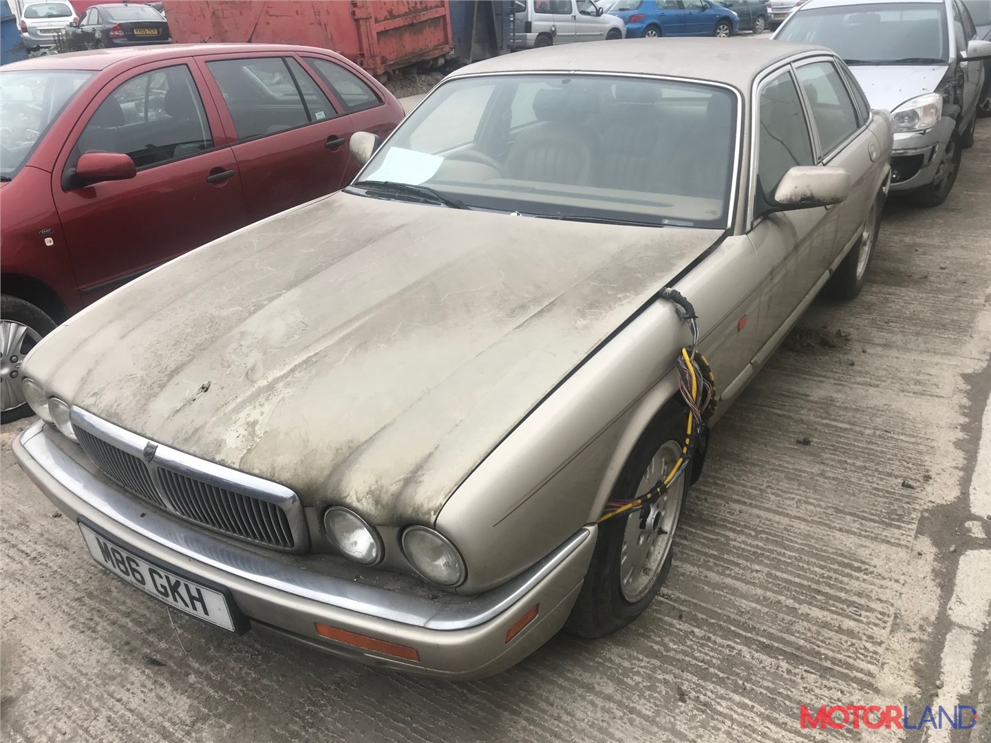 Недавно поступивший автомобиль Jaguar XJ 1994-1997 - разборочный номер  t17217