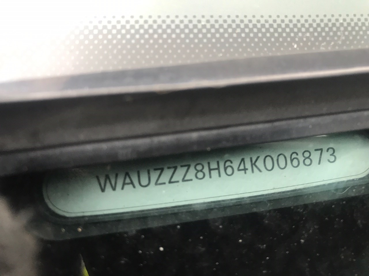 8H0827552B Амортизатор крышки багажника левая=правая Audi A4 (B6) 2000-2004 2004