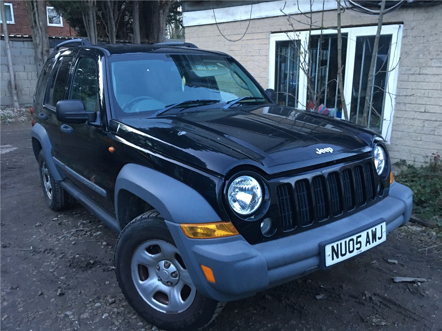 2002 jeep liberty fan only works on high
