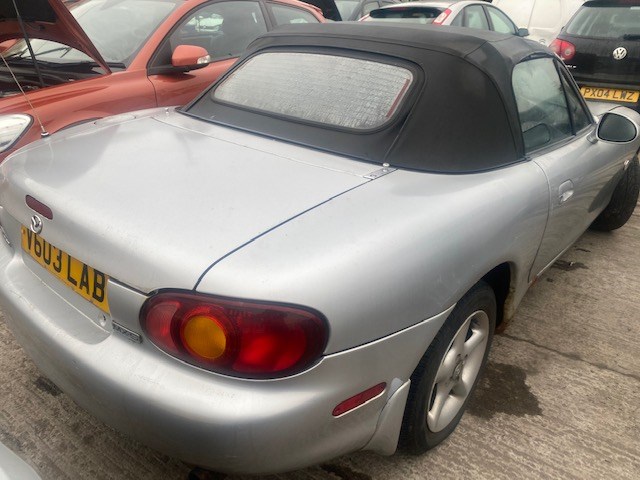 Бампер зад. Mazda MX-5 2 1998-2005 1999