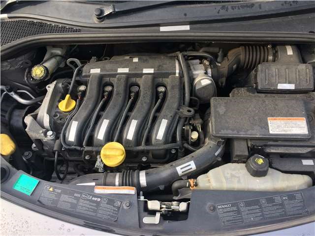 215854126B Блок управления двигателем Renault Clio 2009-2012 2012