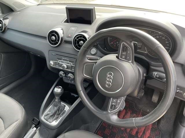8X0907063H Блок комфорта Audi A1 2010-2014 2012
