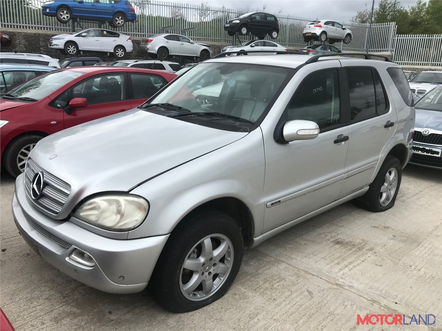 Недавно поступивший автомобиль Mercedes ML W163 1998-2004 - разборочный  номер t21409