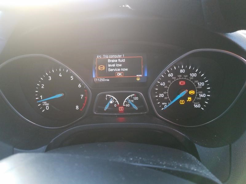 2045488 Направляющая шторки багажника (салазки) зад. левая Ford Focus 3 2014- 2017