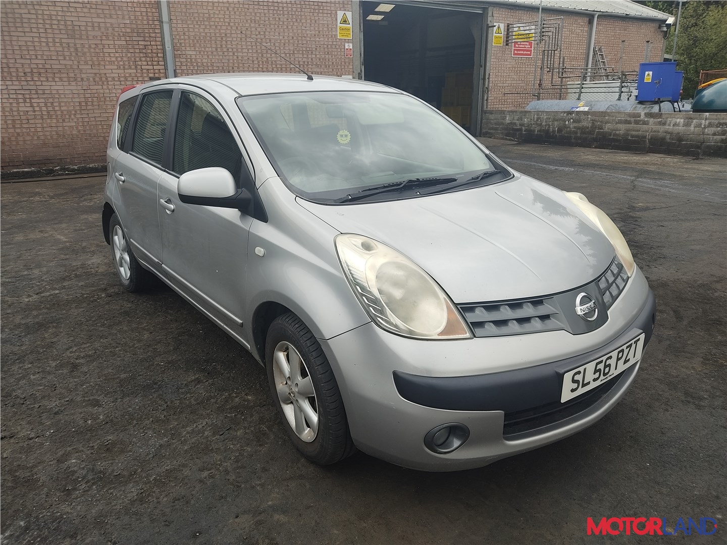 Недавно поступивший автомобиль Nissan Note E11 2006-2013 - разборочный  номер x735