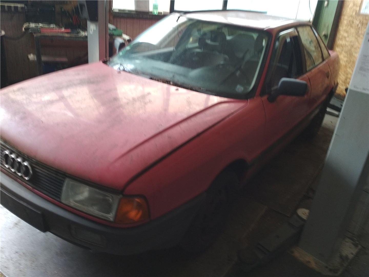 034010017b Лючок бензобака Audi 80 (B3) 1986-1991 1989