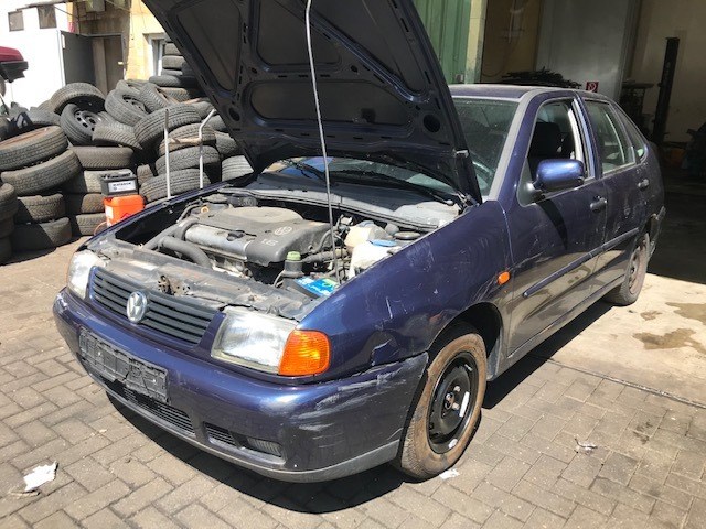 1H0199611 Подушка крепления двигателя Volkswagen Polo 1994-1999 1998