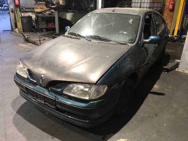 7711130071 Колодки тормозные Renault Megane 1996-2002 1996