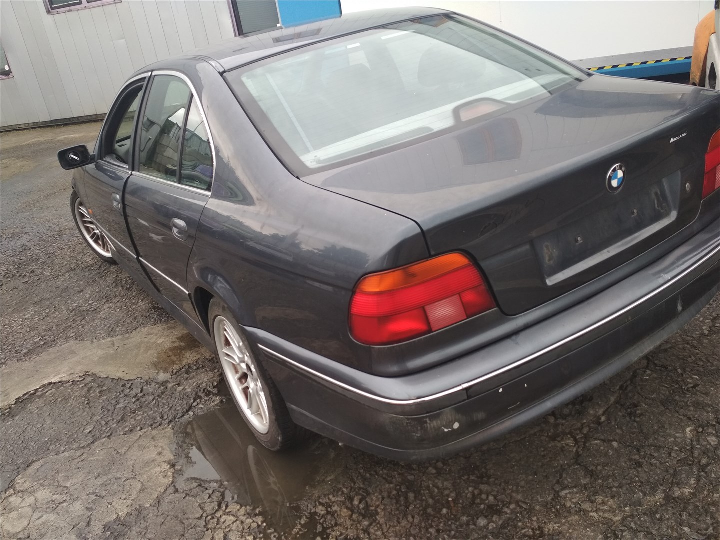 11121748633 Накладка декоративная на ДВС BMW 5 E39 1995-2003 1997