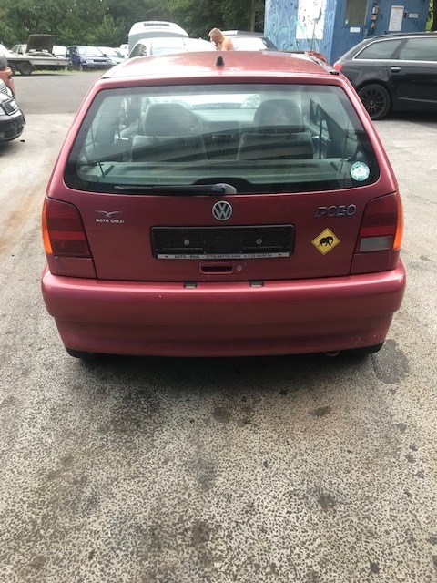 6N0827550A Амортизатор крышки багажника левая=правая Volkswagen Polo 1994-1999 1994