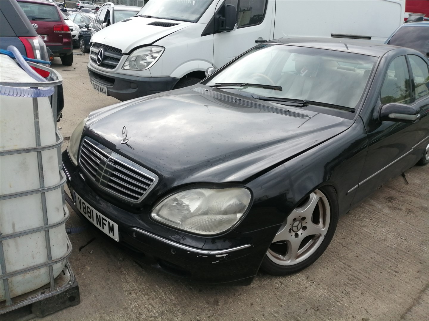 A2207300537 Петля двери Mercedes S W220 1998-2005 2001
