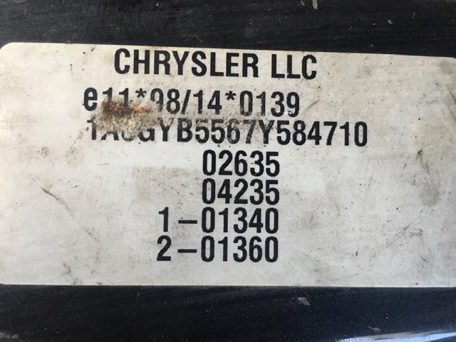 Полка под АКБ Chrysler Voyager 2001-2007 2007