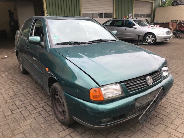 43R000016 Стекло боковой двери перед. правая Volkswagen Polo 1994-1999 1999