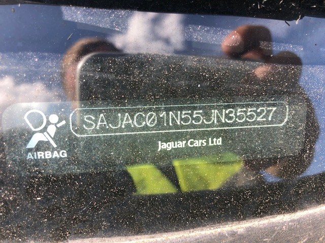 XR835440610AA Амортизатор крышки багажника левая=правая Jaguar S-type 2004