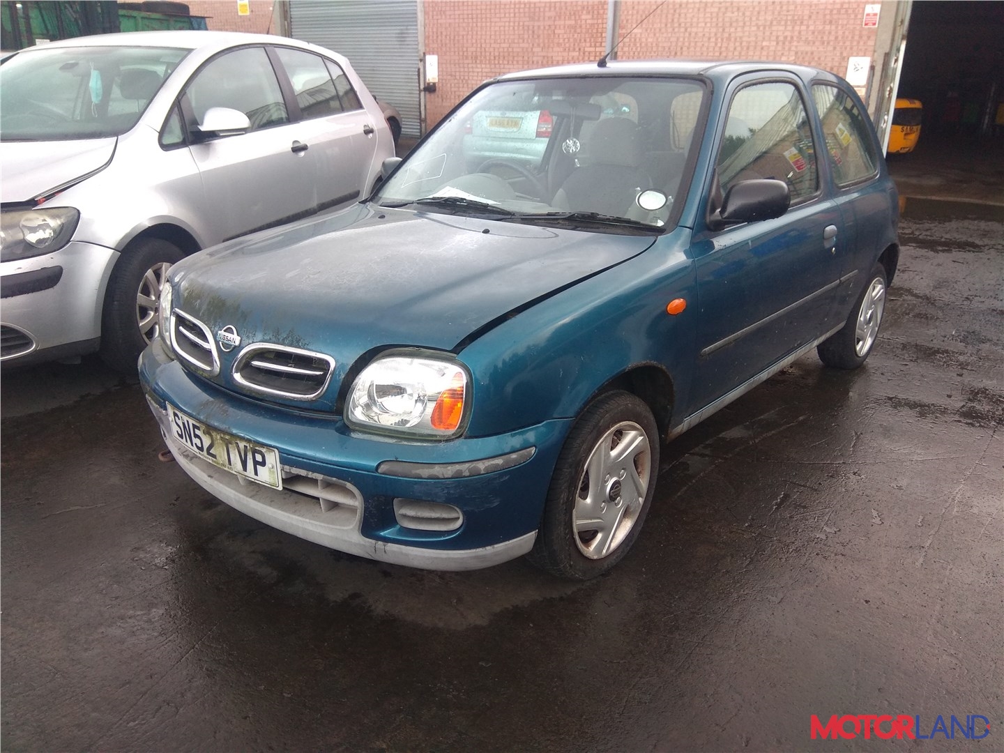 Недавно поступивший автомобиль Nissan Micra K11E 1992-2002 - разборочный  номер x977