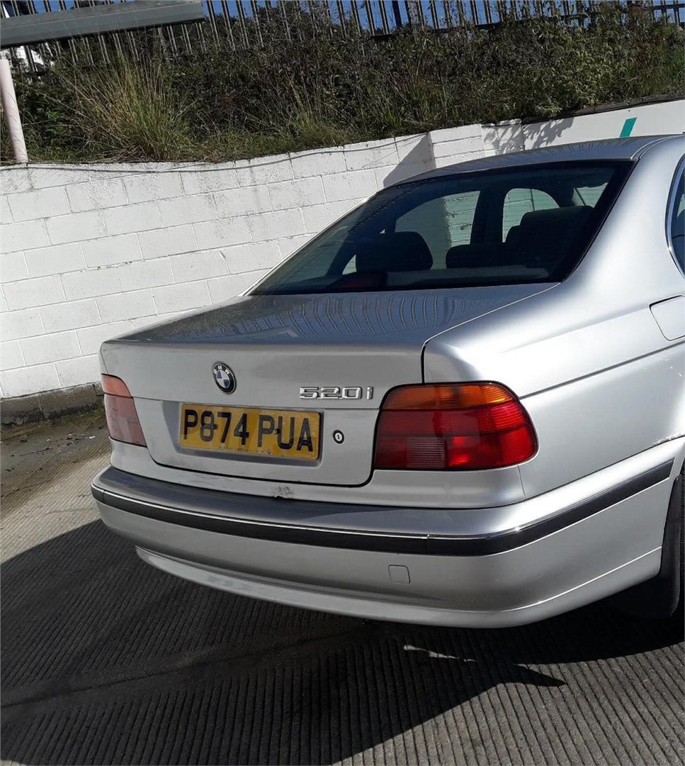 51328159170 Стекло боковой двери перед. правая BMW 5 E39 1995-2003 1996