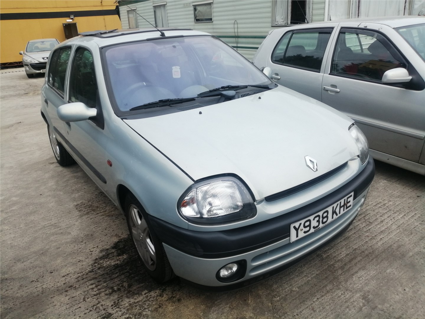 Кронштейн двигателя Renault Clio 1998-2008 2001
