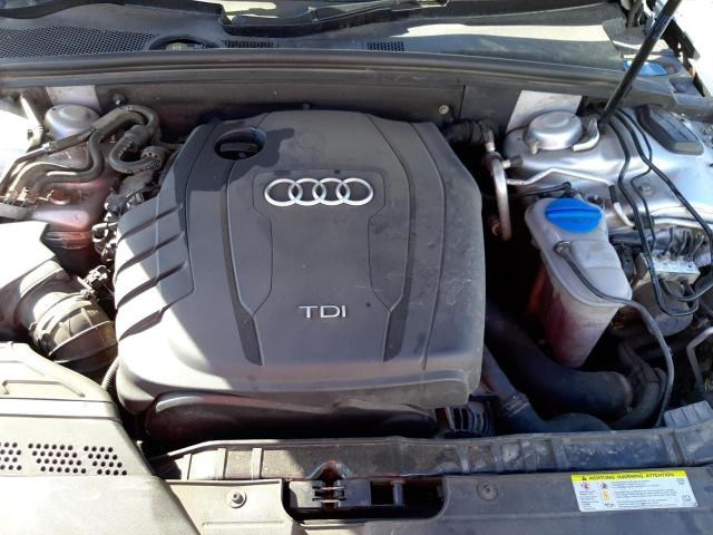 8K0121101P Патрубок охлаждения Audi A4 (B8) 2007-2011 2011