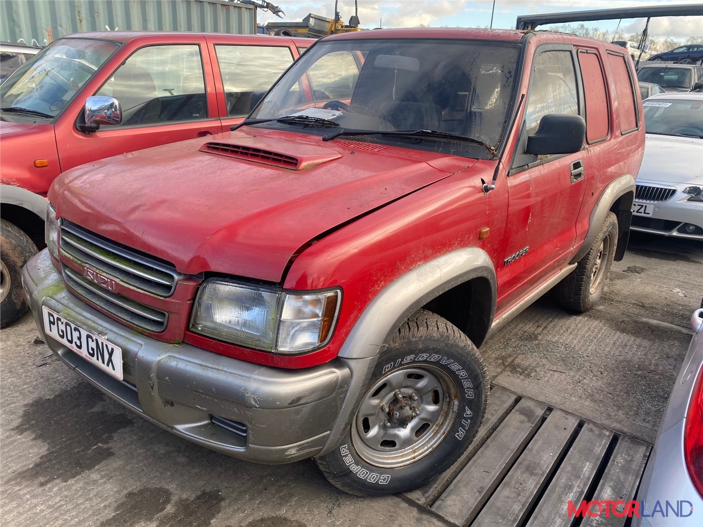 Недавно поступивший автомобиль Isuzu Trooper - разборочный номер t24556