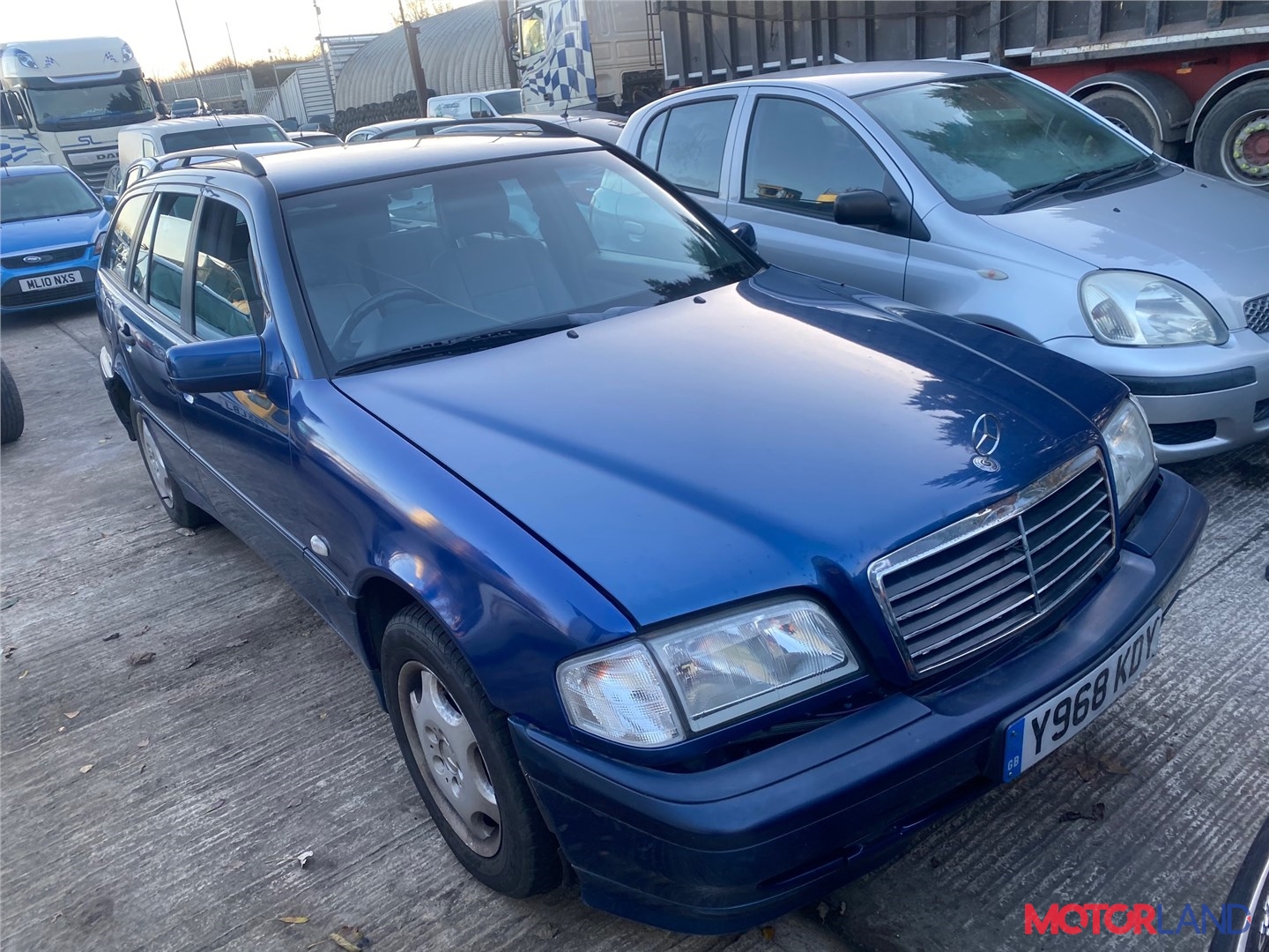 Недавно поступивший автомобиль Mercedes C W202 1993-2000 - разборочный  номер t25220