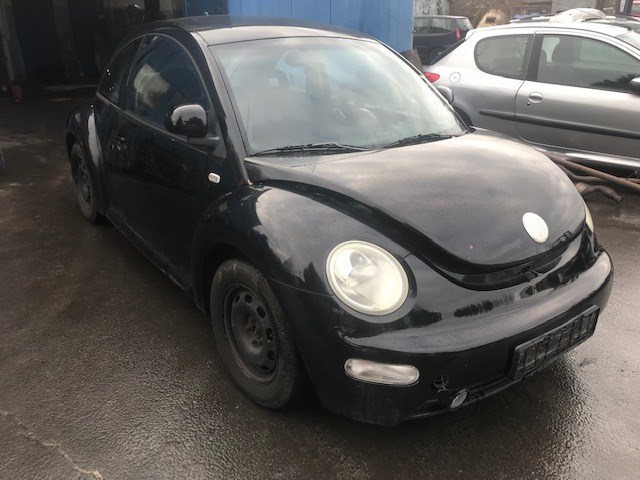 1C0827025P Крышка (дверь) багажника Volkswagen Beetle 1998-2010 1999