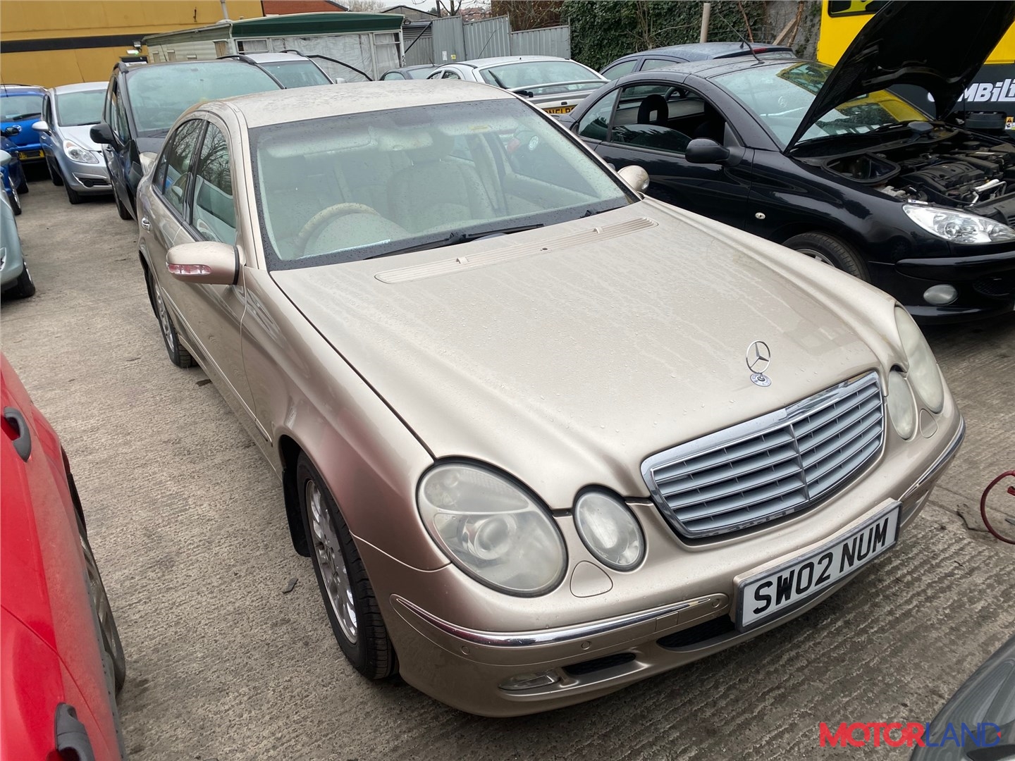 Недавно поступивший автомобиль Mercedes E W211 2002-2009 - разборочный  номер t25881