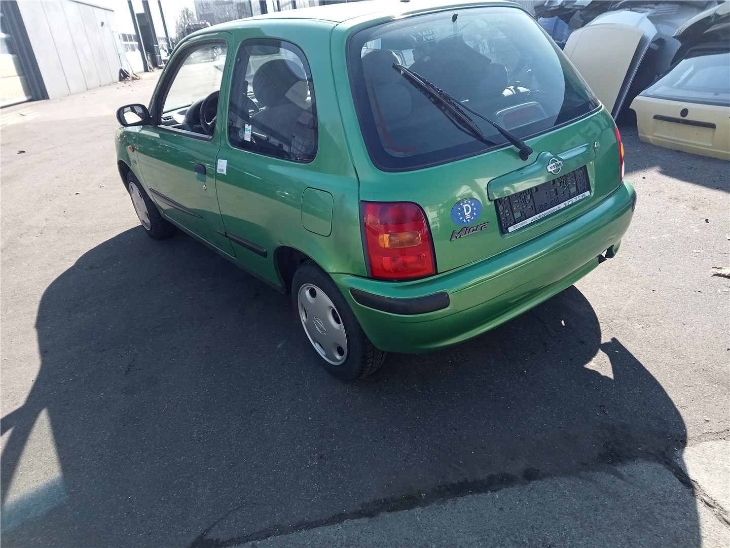 6384341B05 Защита арок (подкрылок) Nissan Micra K11E 1992-2002 1999